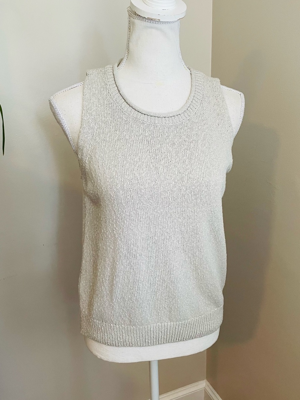LOFT Sleeveless Sweater Vest